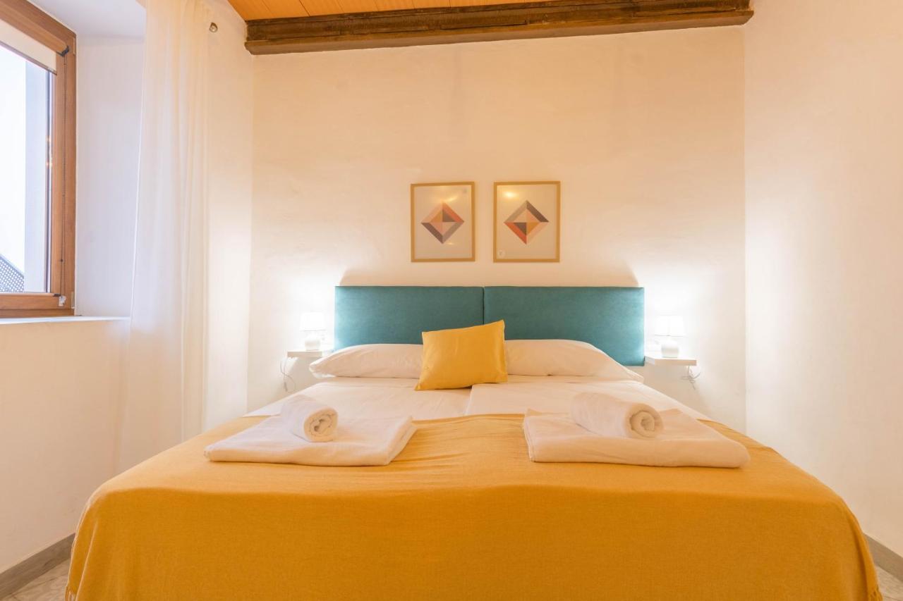 Apartamentos Miguel De Cervantes Centro Kordoba Zewnętrze zdjęcie