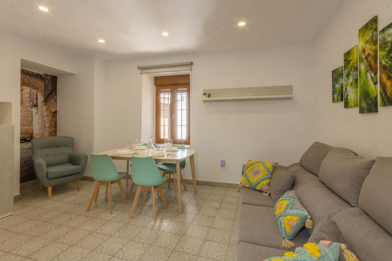 Apartamentos Miguel De Cervantes Centro Kordoba Zewnętrze zdjęcie