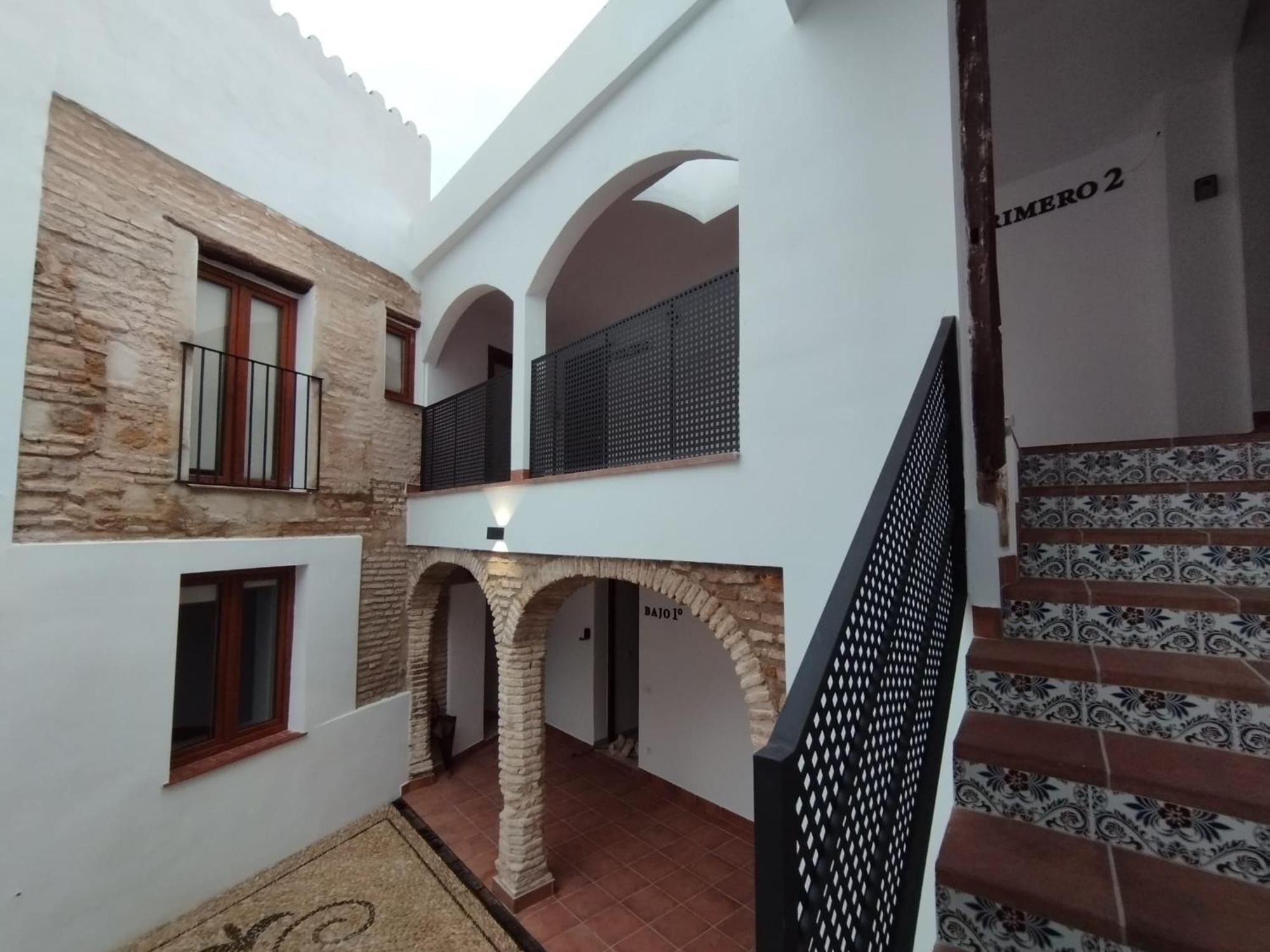 Apartamentos Miguel De Cervantes Centro Kordoba Zewnętrze zdjęcie