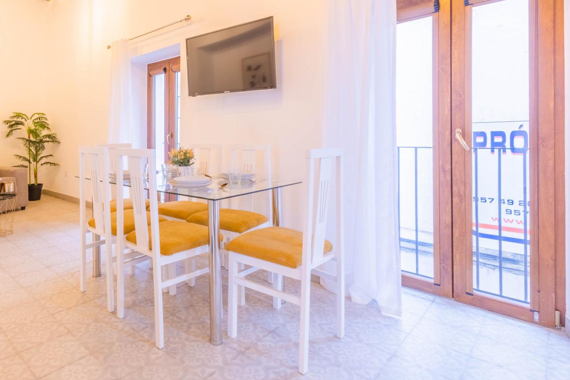 Apartamentos Miguel De Cervantes Centro Kordoba Zewnętrze zdjęcie
