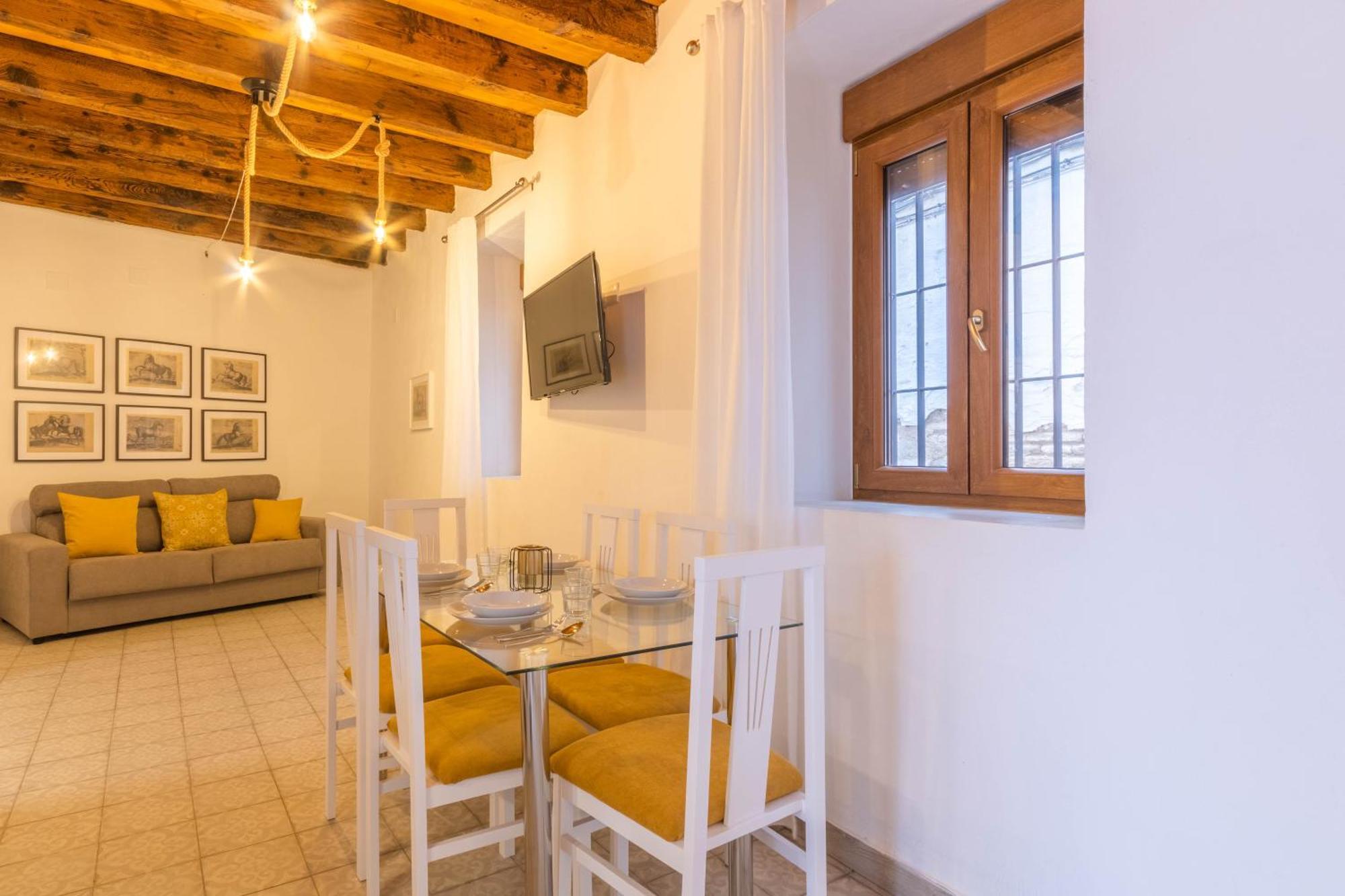 Apartamentos Miguel De Cervantes Centro Kordoba Zewnętrze zdjęcie